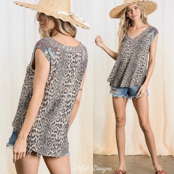 ❤️LAST 1! Leopard V Neck Paisley Contrast Knit Top - Picture 7 of 7